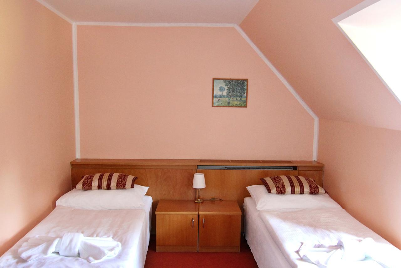 Zamek Havirov Hotel Bagian luar foto