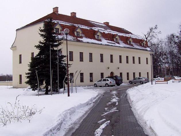 Zamek Havirov Hotel Bagian luar foto